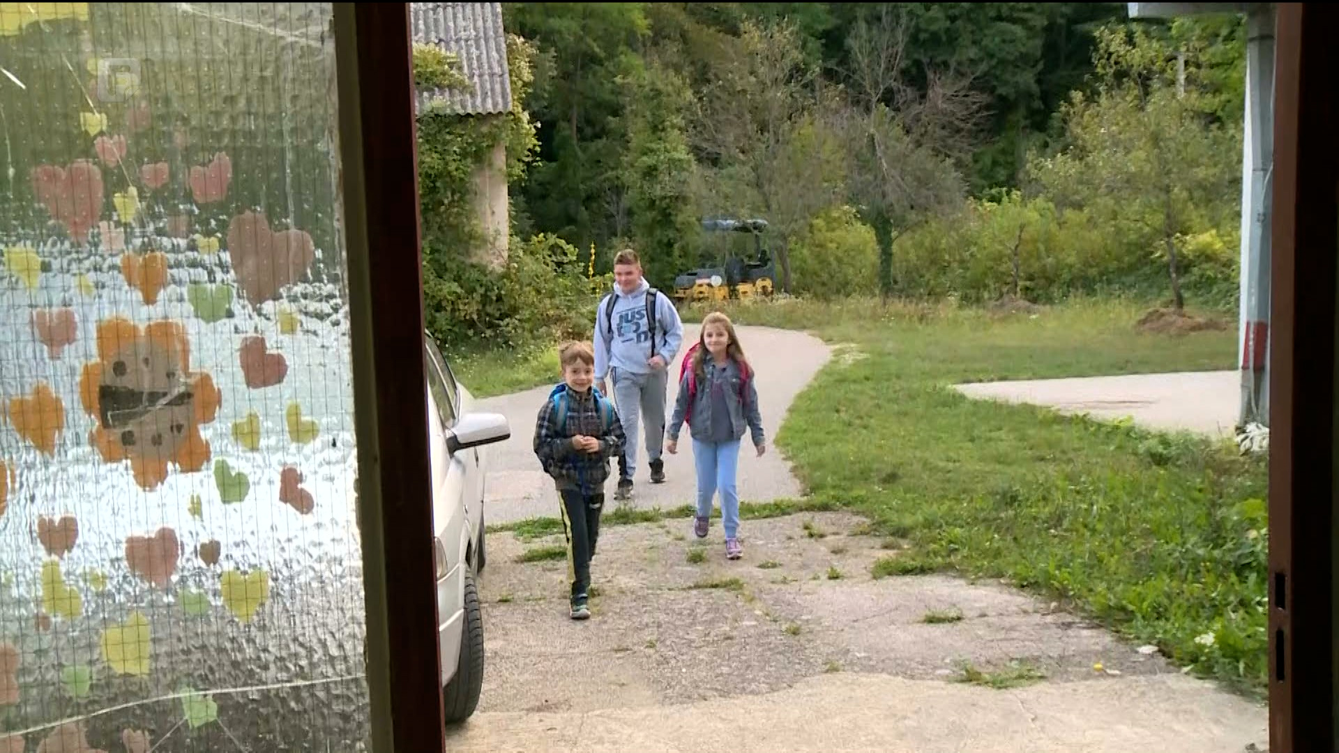 Saša, Petar i Jana jedini pohađaju područnu školu u Martin-Brodu